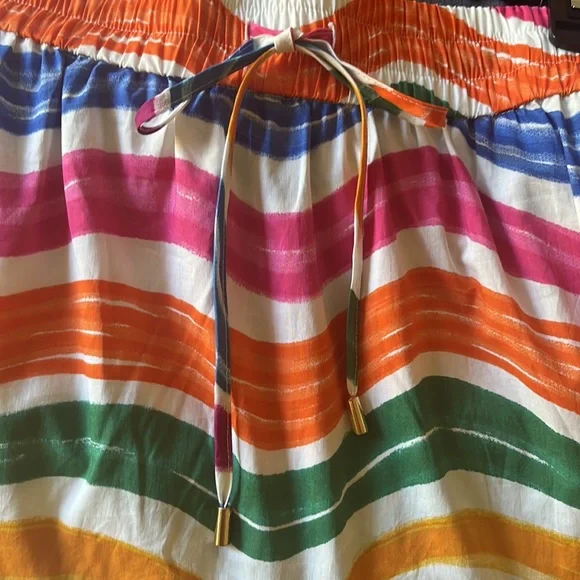 Rachel Zoe maxiskirt elastic waistband.30”waist unstretched. Approx 33” length